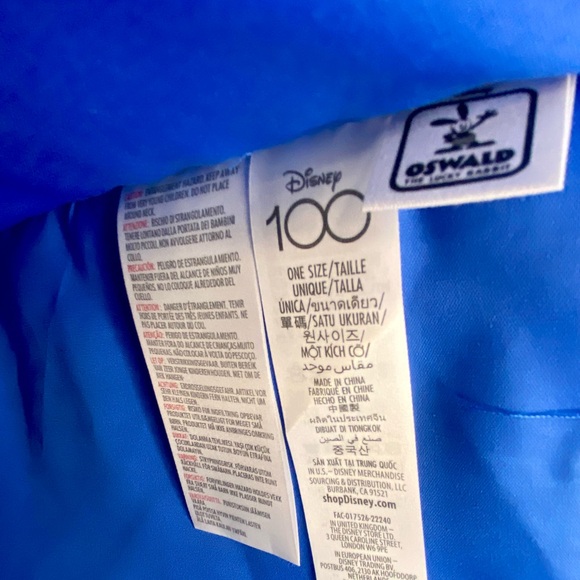 Disney Platinum 100 Oswald The Lucky Rabbit Cast Member Exclusive Striped Tote - Picture 4 of 5